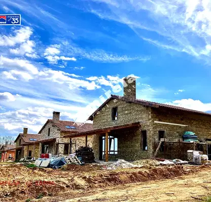 Photo 2 — House in Oblast Varna, Priselci