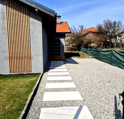 Photo 3 — House with 2 bedrooms and veranda in s. Relyovo with view to Rila