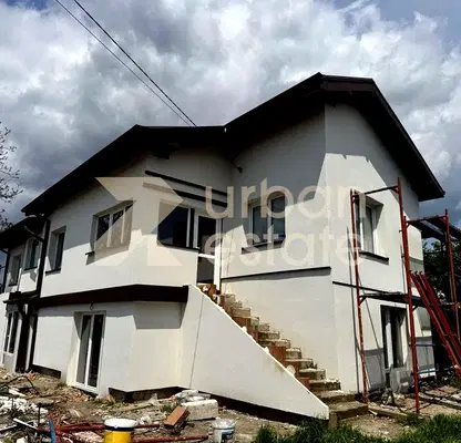 Photo 3 — House in Sofia, Saranci