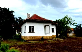Къща във Враца, с. Софрониево