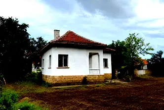Къща във Враца, с. Софрониево