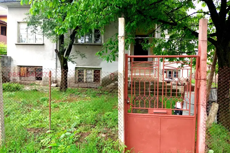 House in Oblast Pleven, Telish