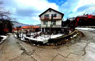 Къща в с. Владая