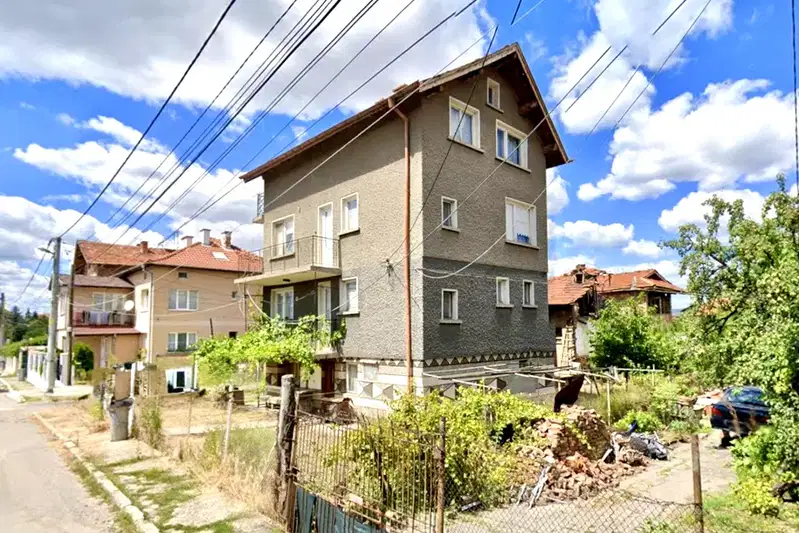 House in Voluyak