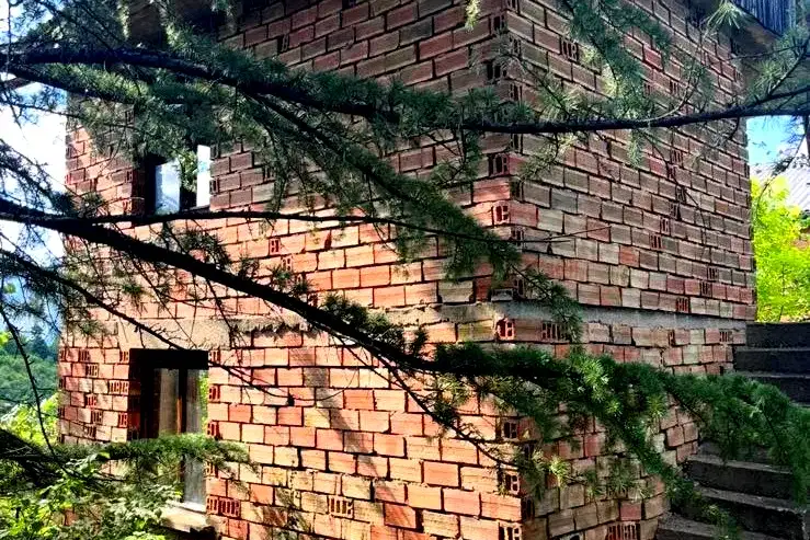 Къща във Враца, с. Зверино