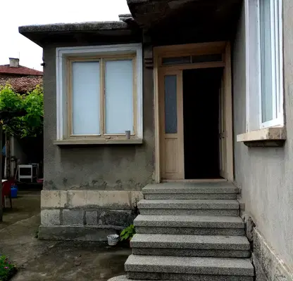 Снимка 4 — Къща в Шумен, Дивдядово