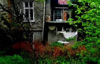 Къща в София, Левски В