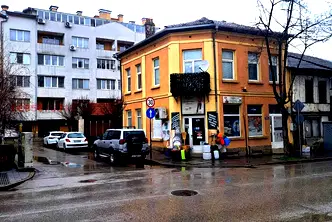 Къща в Ловеч, Троян