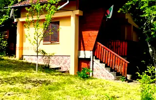 Къща в Ловеч, Троян