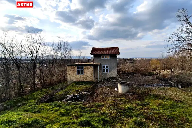 House in Tyrgovishte, Vilna Zona