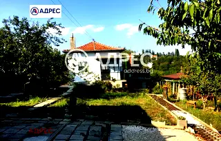 Къща във Варна, м-т Боровец - юг