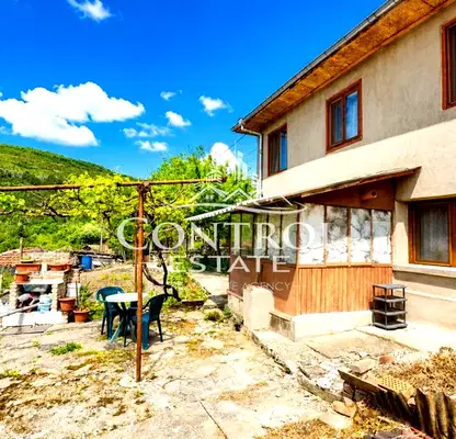 Photo 2 — House in Veliko Tyrnovo, Asenov