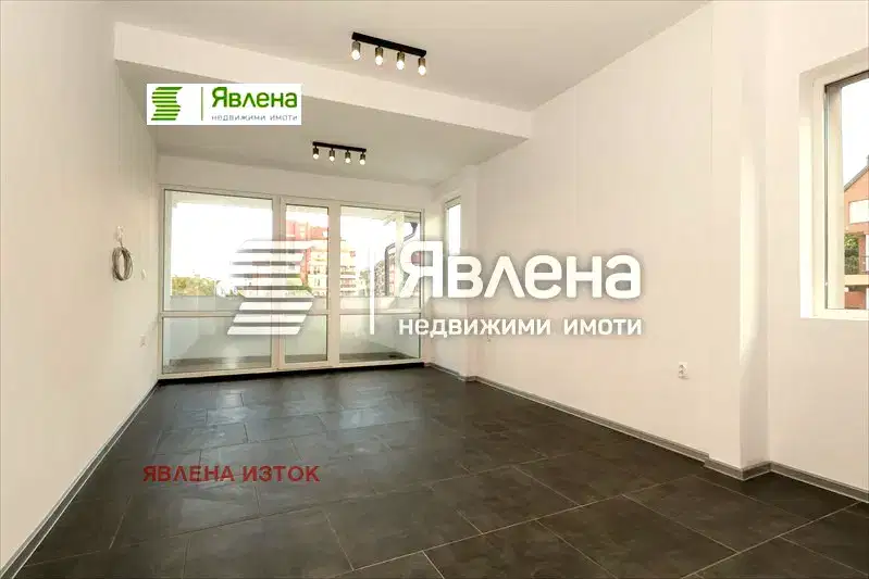 Офис в София, Център