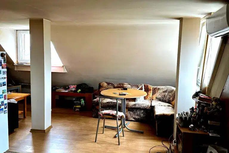 Office in Sofiya, Lyulin 8