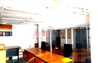 Офис във Варна, Център