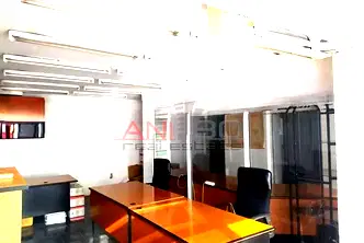 Офис във Варна, Център