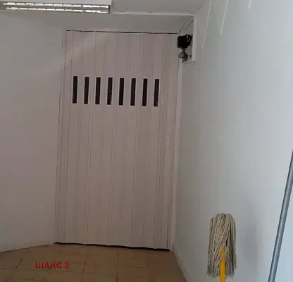 Photo 3 — Office in Varna, Kolhozen Pazar
