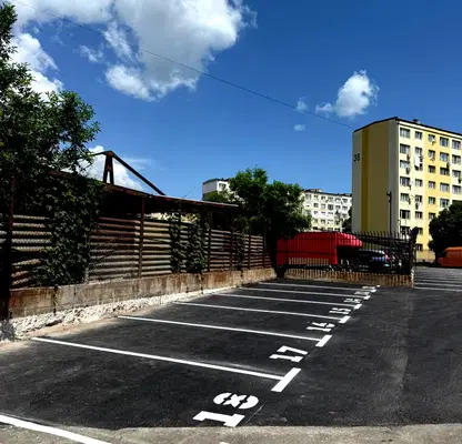 Photo 2 — Garage/Parking in Pernik, Iztok