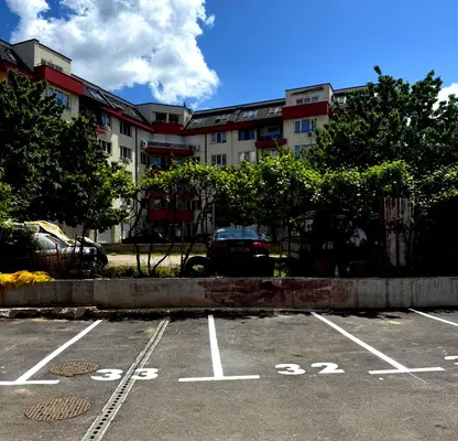 Photo 3 — Garage/Parking in Pernik, Iztok