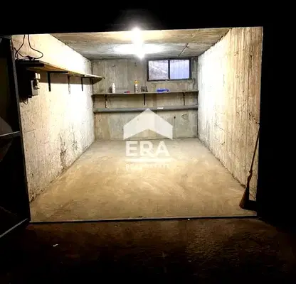 Photo 2 — Garage/Parking in Silistra, Centyr