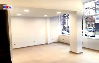 Магазин в Добрич, Център