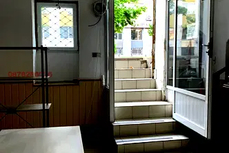 Магазин в Пловдив, Център