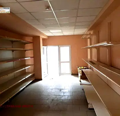 Снимка 4 — Магазин в Пловдив, Център