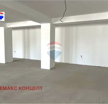 Снимка 3 — Магазин в Шумен, Военно училище