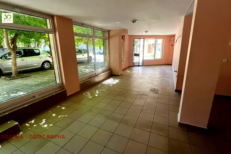 Shop in Varna, Kolhozen Pazar
