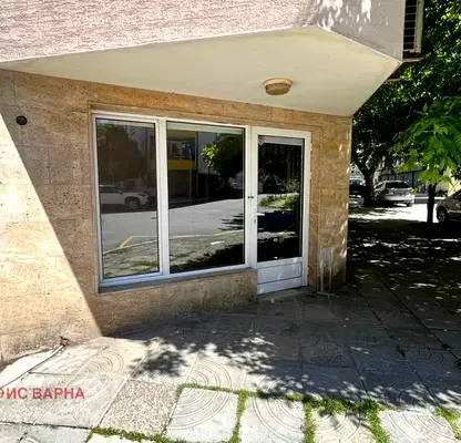 Снимка 3 — Магазин във Варна, Колхозен пазар