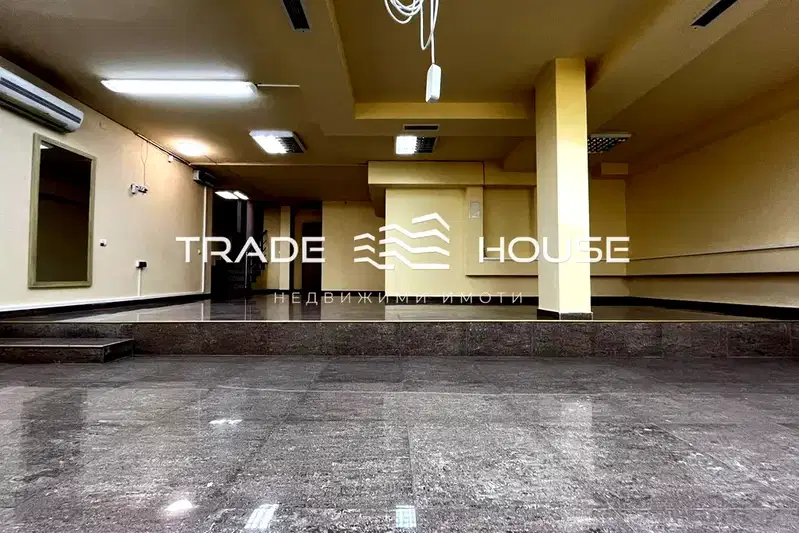 Warehouse in Plovdiv, Centyr