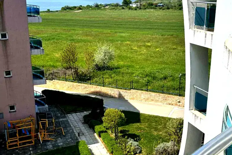 1-bedroom apartment in Oblast Burgas, Aheloi