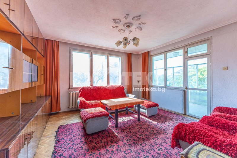 4-bedroom apartment in Oblast Varna, Aksakovo
