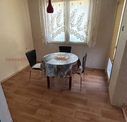 Photo 3 — 3-bedroom apartment in Oblast Plovdiv, Asenovgrad