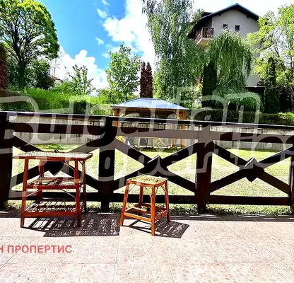 Снимка 2 — Двустаен апартамент в Благоевград, Банско