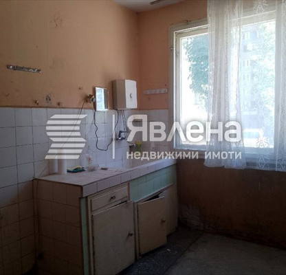 Снимка 4 — Двустаен апартамент в Благоев, Широк център