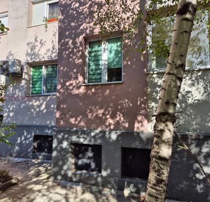 Снимка 2 — Тристаен апартамент в Благоевград, Еленово 1
