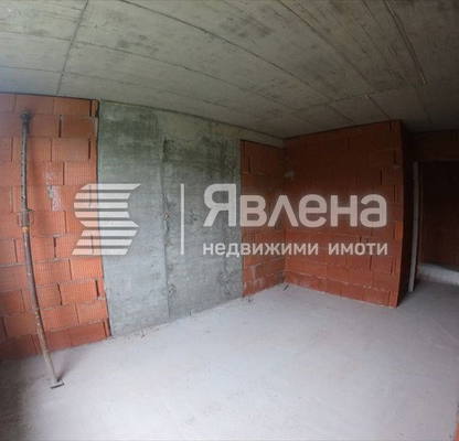 Снимка 2 — Двустаен апартамент в Благоевград, Широк център