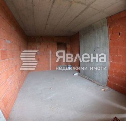Снимка 2 — Тристаен апартамент в Благоевград, Широк център