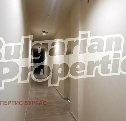 Снимка 2 — Двустаен апартамент в Братя Миладинови с панорамна гледка