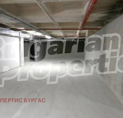 Снимка 4 — 4-стаен апартамент в Братя Миладинови с панорамна гледка