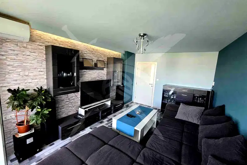 4-bedroom apartment in Burgas, Bratya Miladinovi