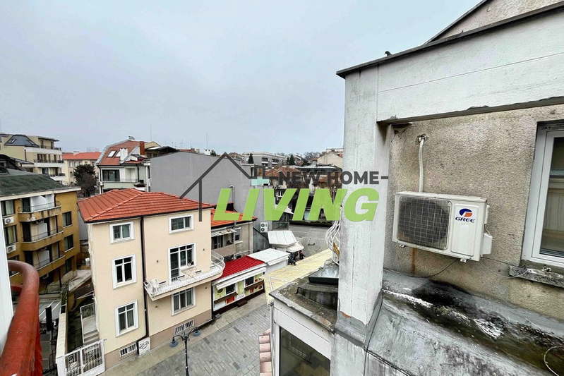 Едностаен апартамент в Център, Бургас с две тераси