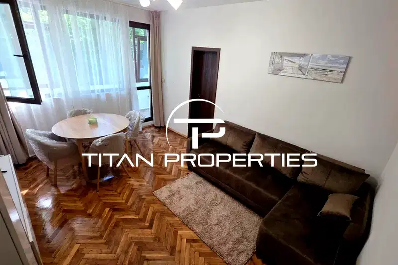 3-bedroom apartment in Burgas, Centyr