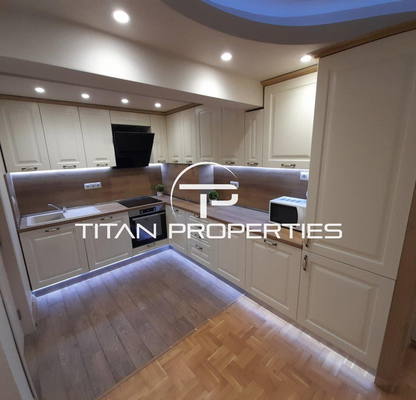 Photo 2 — 4-bedroom apartment in Burgas, Centyr