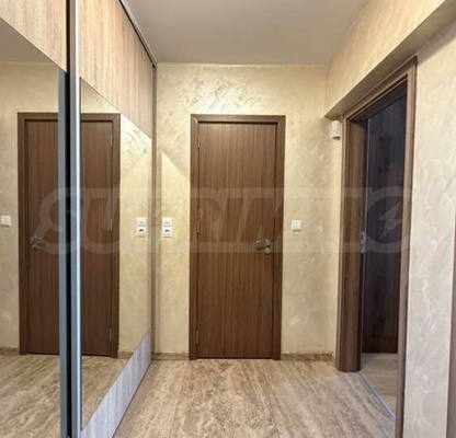 Снимка 4 — Двустаен апартамент с тераса в кв. Лазур, Бургас