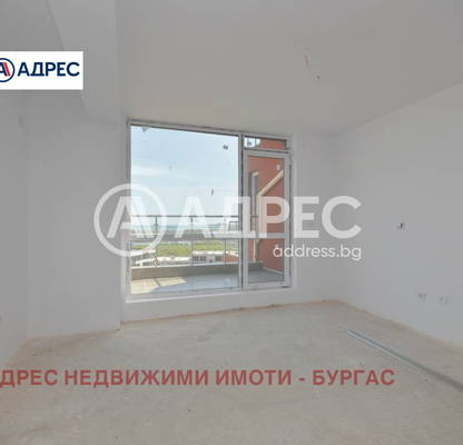 Снимка 5 — Двустаен апартамент с тераса в Меден рудник, Бургас