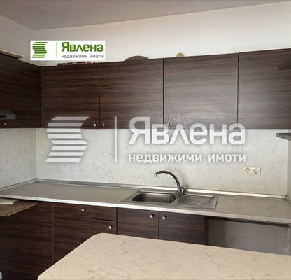 Снимка 2 — Просторен 3-стаен апартамент в Меден рудник, Бургас с две тераси