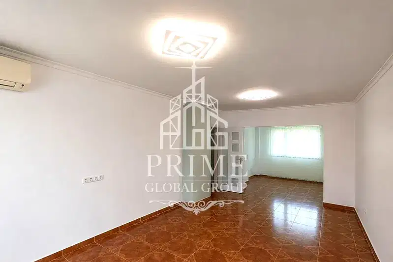 4-bedroom apartment in Burgas, Slaveikov