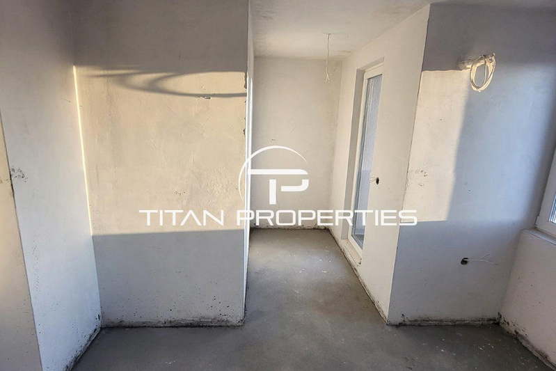 3-bedroom apartment in Burgas, Vyzrajdane